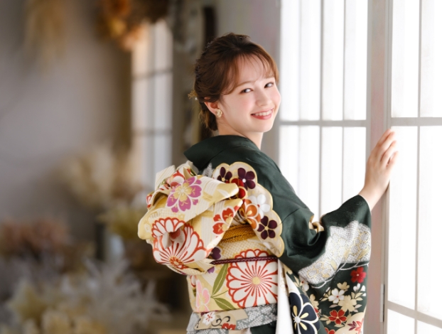 振袖姿の女性