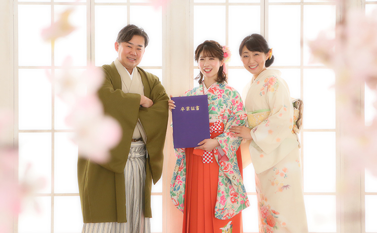 卒業写真は誰と撮る?